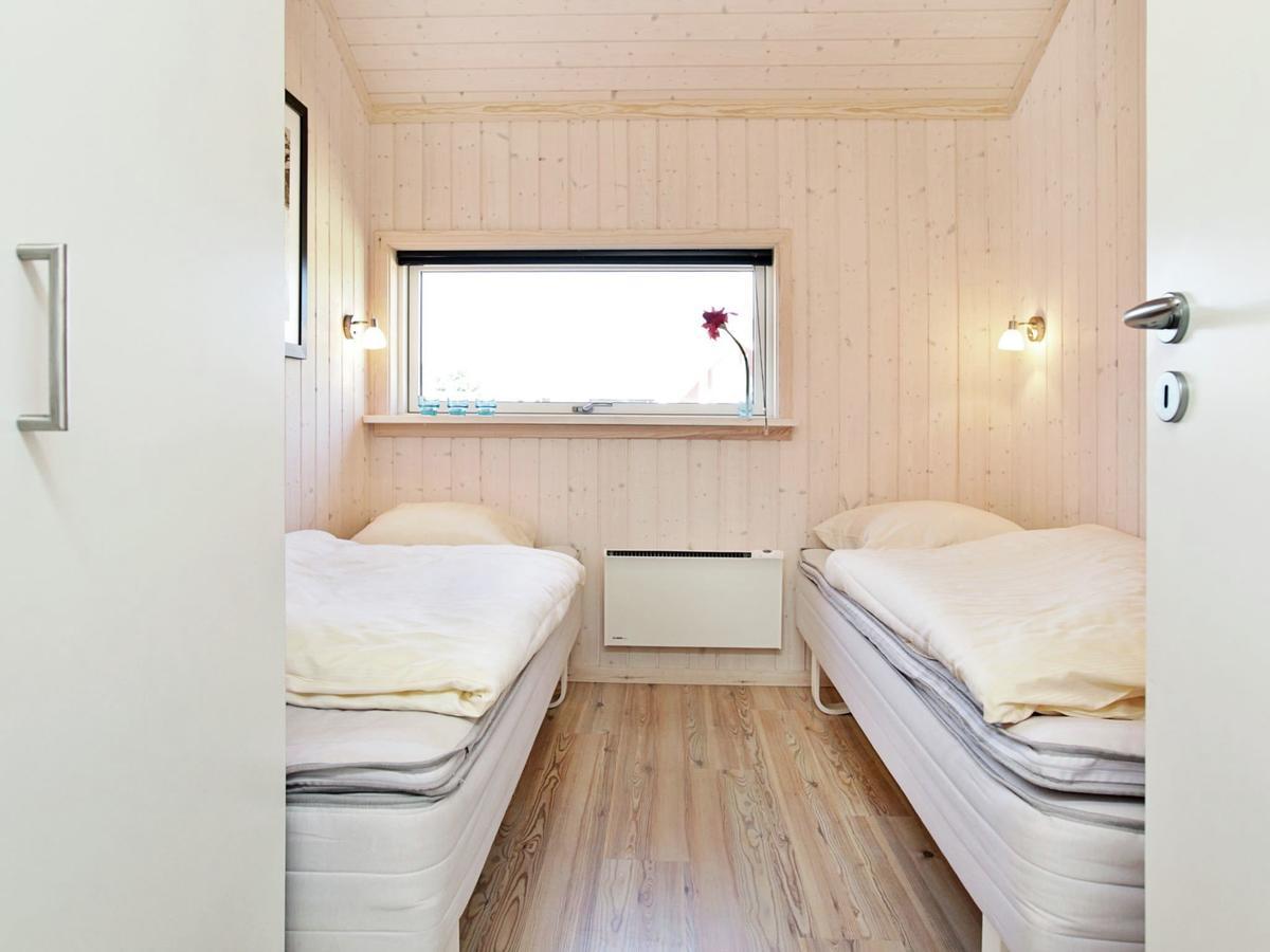 Three-Bedroom Holiday Home In Grossenbrode 1 Esterno foto